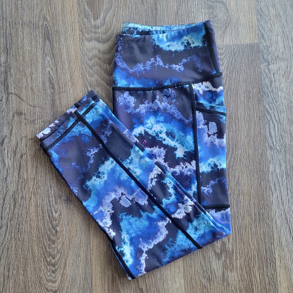 Constantly Varied Gear Storm Cloud Capri Leggings Size Medium